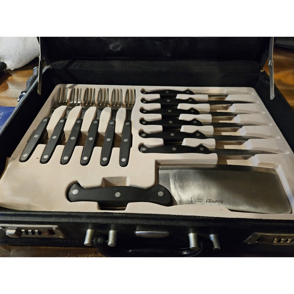 BergHOFF Worldwide 32 Piece Knife Set In Locking Carry Case Read Description 04